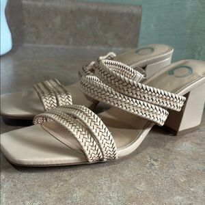Brand new size 8 Braided Strap Block Heel Sandals - Cream